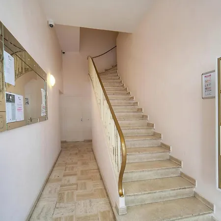 Appartement Frgk Rue Hoche Luxury 2br - Large Terrace - 2 Min Palais *